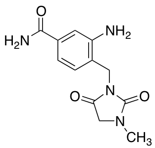 3-Amino-4-[(3-methyl-2,5-dioxoimidazolidin-1-yl)methyl]benzamide